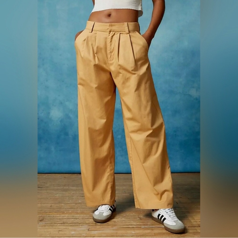 NWOT BDG Urban Outfitters Mustard Yellow Mid Rise Wide-Leg Cotton Pants Small